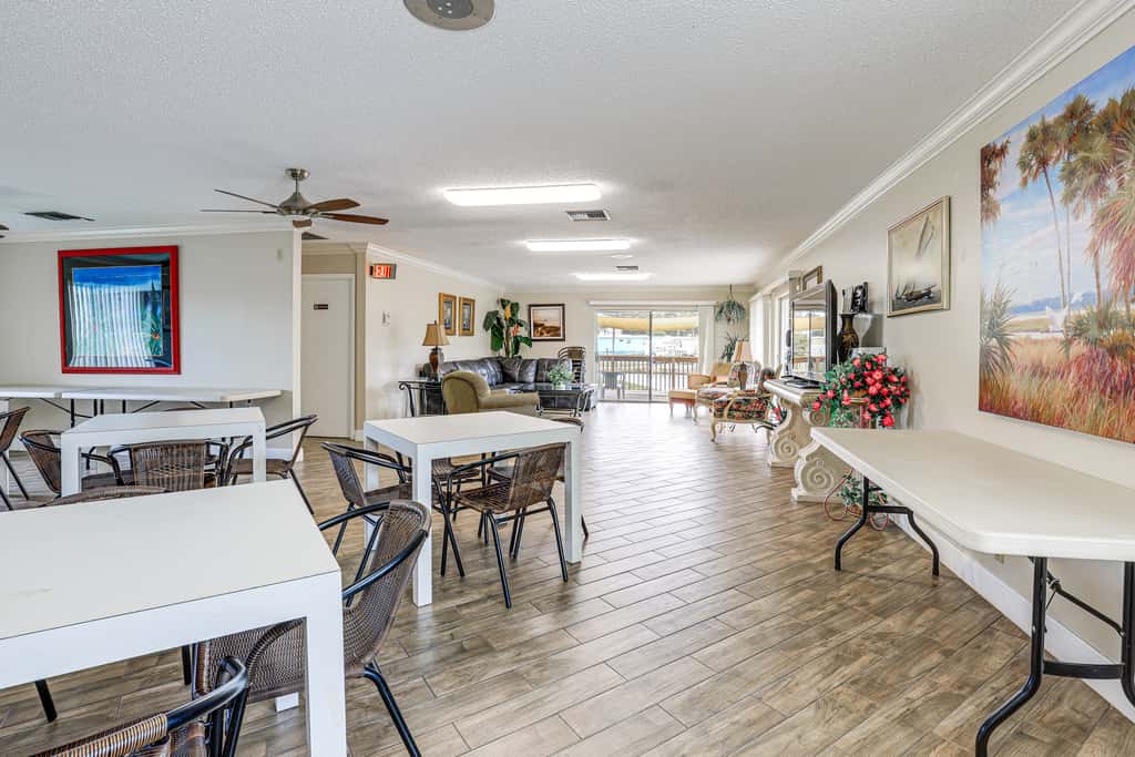4 Mi to Beach! Jupiter Retreat w/ Pool Access