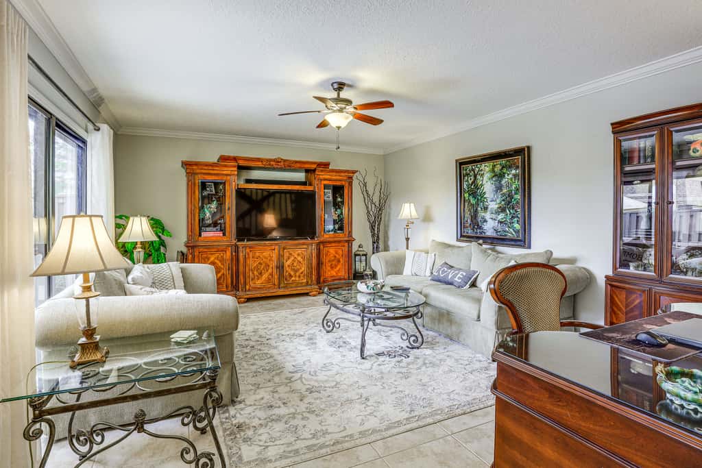 4 Mi to Beach! Jupiter Retreat w/ Pool Access