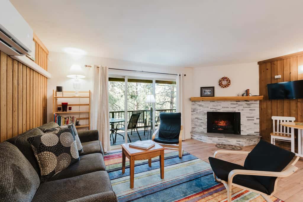 1BR Condo w/Game Room, Pool & Hot Tub