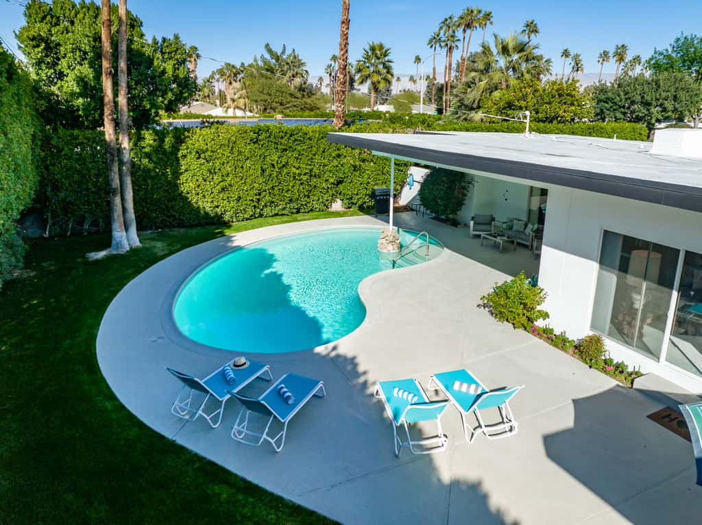 Chi Chi House