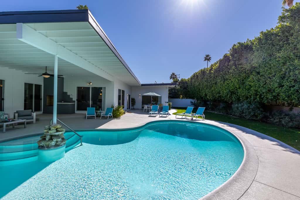 Chi Chi House