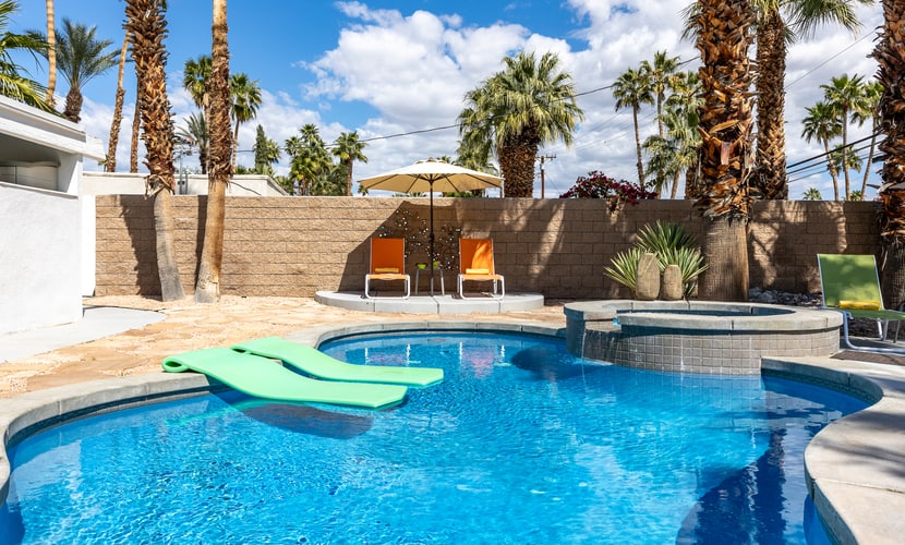 R & R Rendezvous – Meiselman Midcentury Retreat