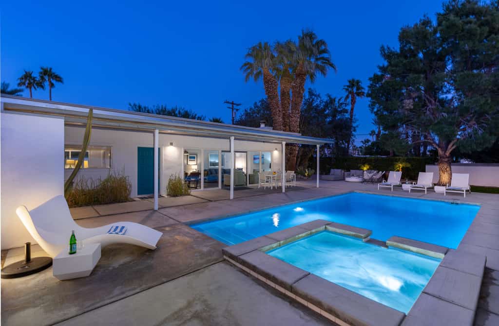Happy Hour - Iconic Mid Mod Palm Springs