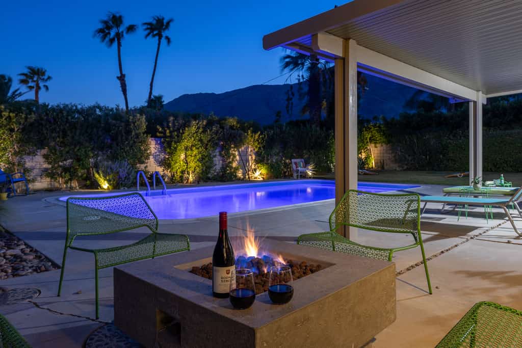 Alexander on Laurel - Midcentury Desert Oasis
