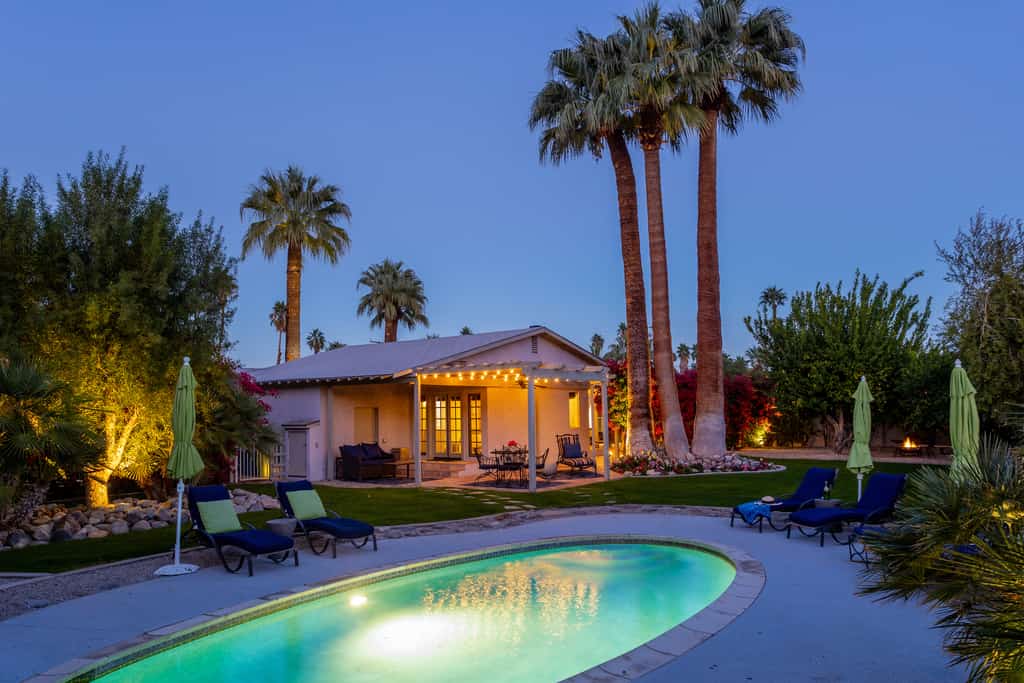Ruth Hardy Park Oasis – Walkable PS Escape