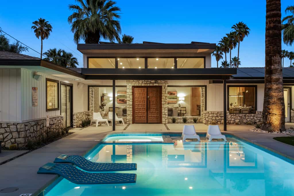 Draves Estate by WE – Luxury Pool Home