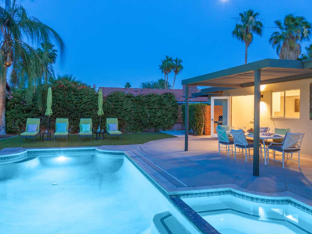 The Nest – Mid-Century Palm Springs Retreat
