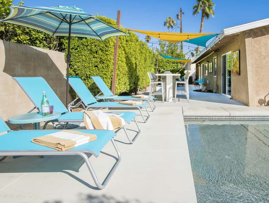 Sunny Palms at Warm Sands