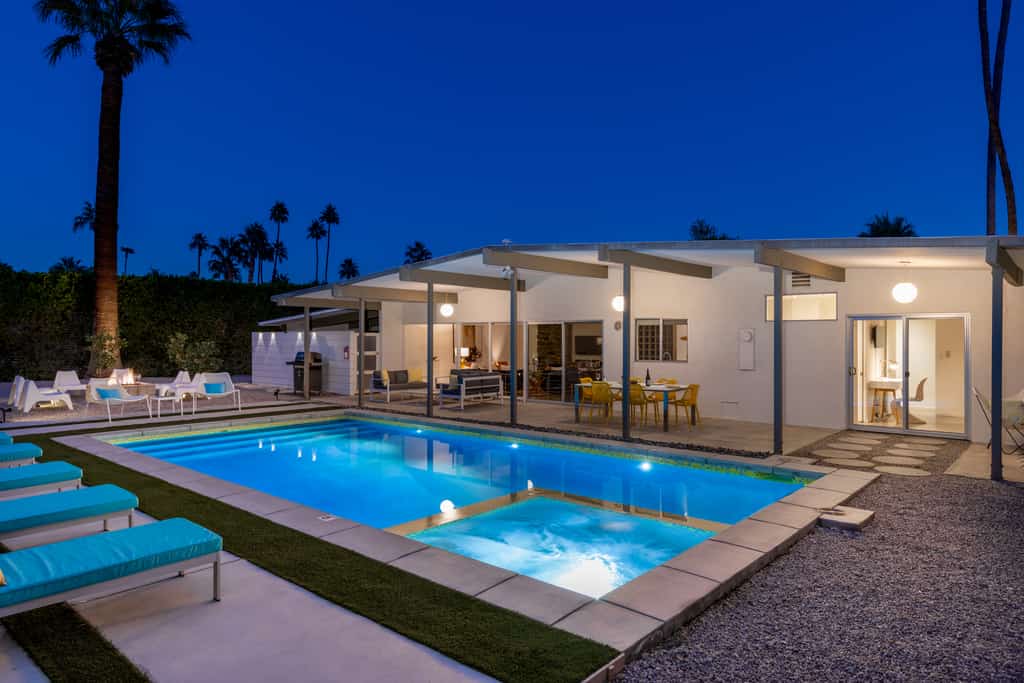 Midcentury Cool – Palm Springs Modern Home