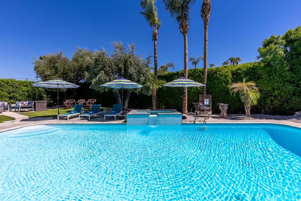The Riverside – Moroccan Chic Resort Retreat