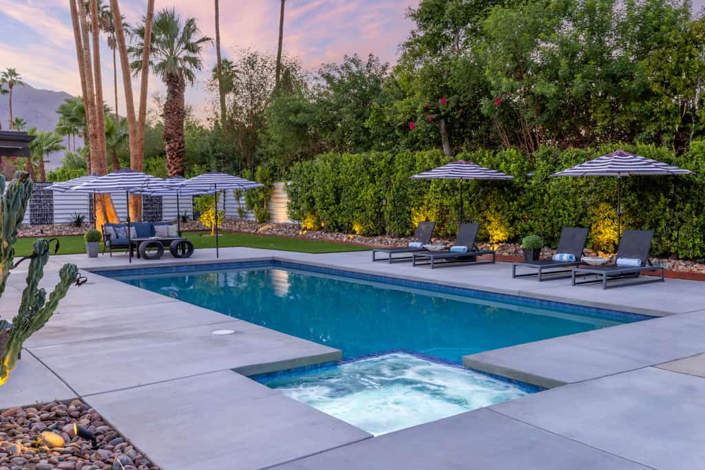 Alluring Palms – Private Palm Springs Oasis