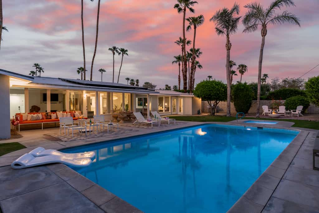10 Palms - Palm Springs Pool Retreat