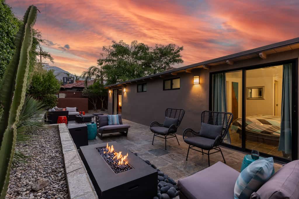Movie Colony Escape - Palm Springs Luxury w/ Pool