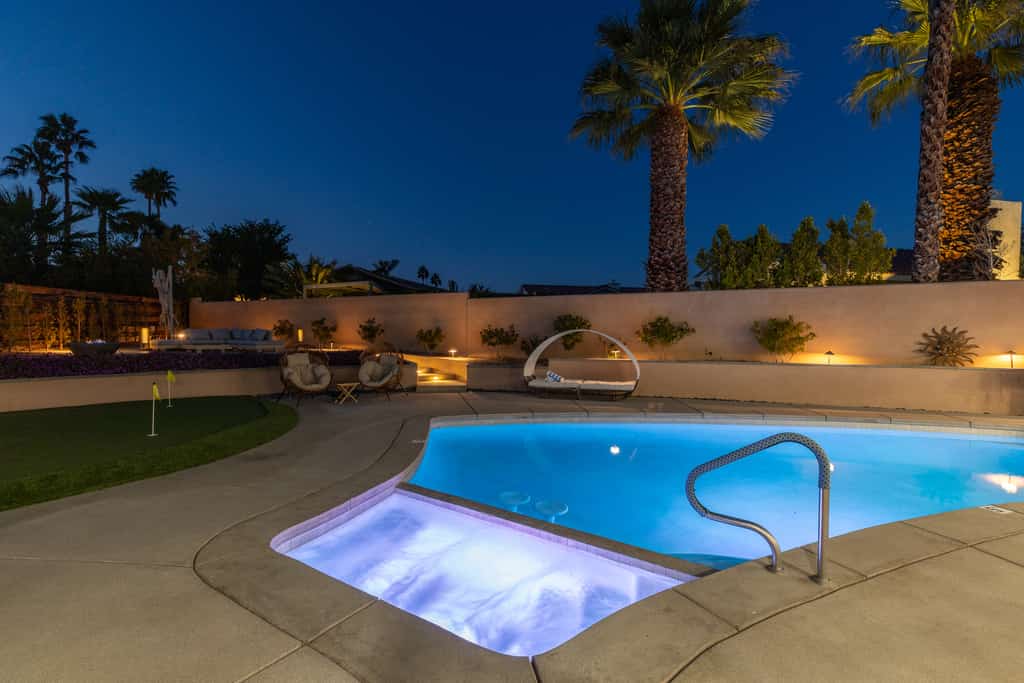 Maison Du Soleil – Luxury Palm Springs Retreat