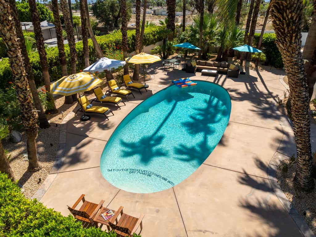 77 Palms