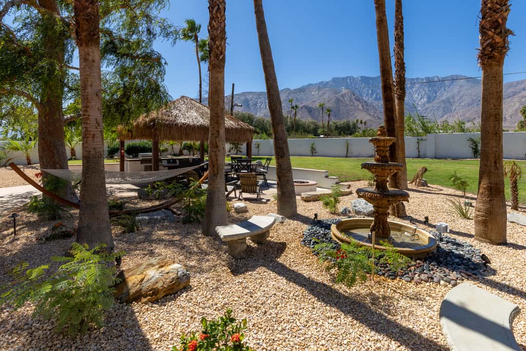 77 Palms