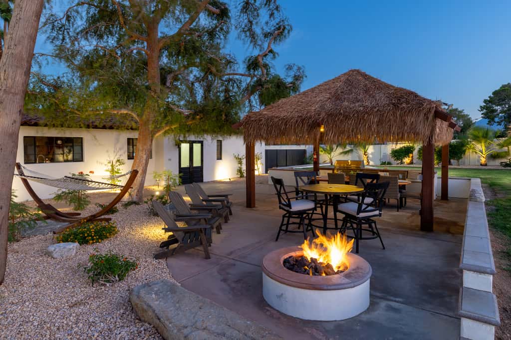77 Palms