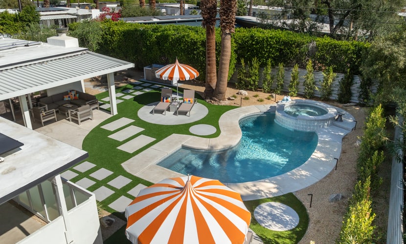 Mid-Century Oasis – Palm Springs Pool Retreat