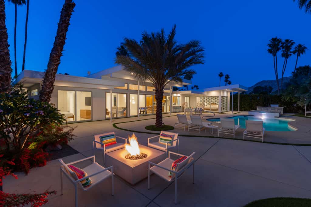 Twilight Fairway – Golfside Desert Luxury