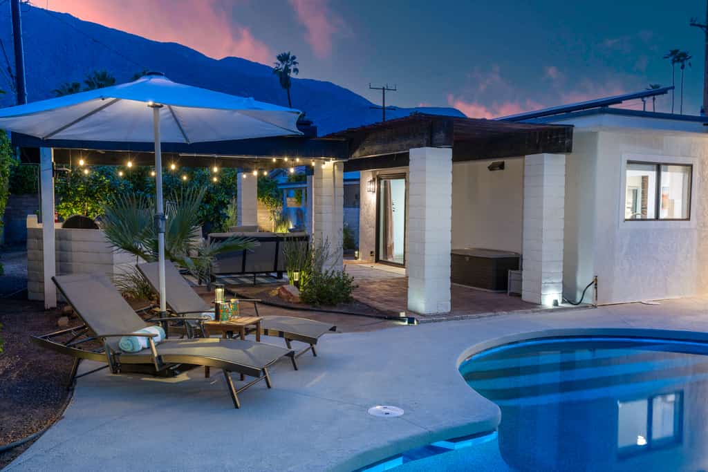 Sunny Dreams - Mid-Century Pool & Spa Retreat