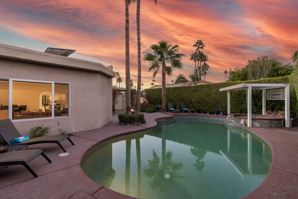 Desert Delight – Palm Springs Hacienda w/ Pool & Spa