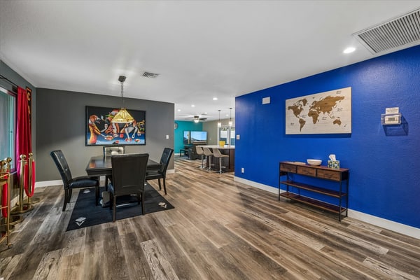 Roll and Roam - private pool, fire pit, games, and just minutes from Old Town Scottsdale