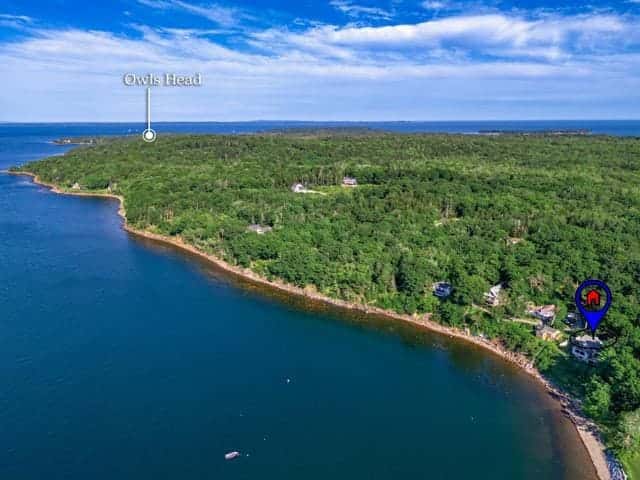 Lookout on Waters Edge
