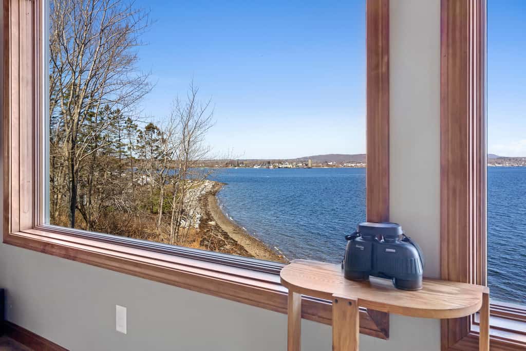 Lookout on Waters Edge