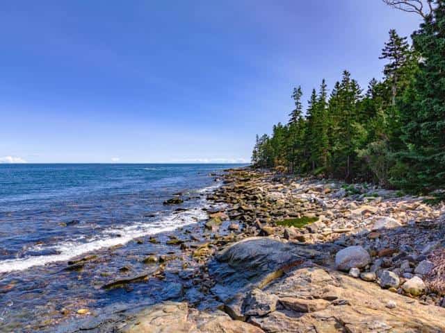 Chimerique on the Water in Maine