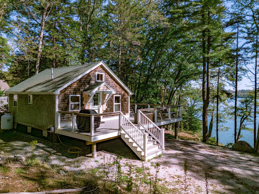 Settlers Cottage