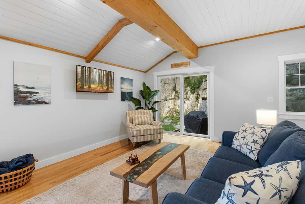 Captain's Quarters