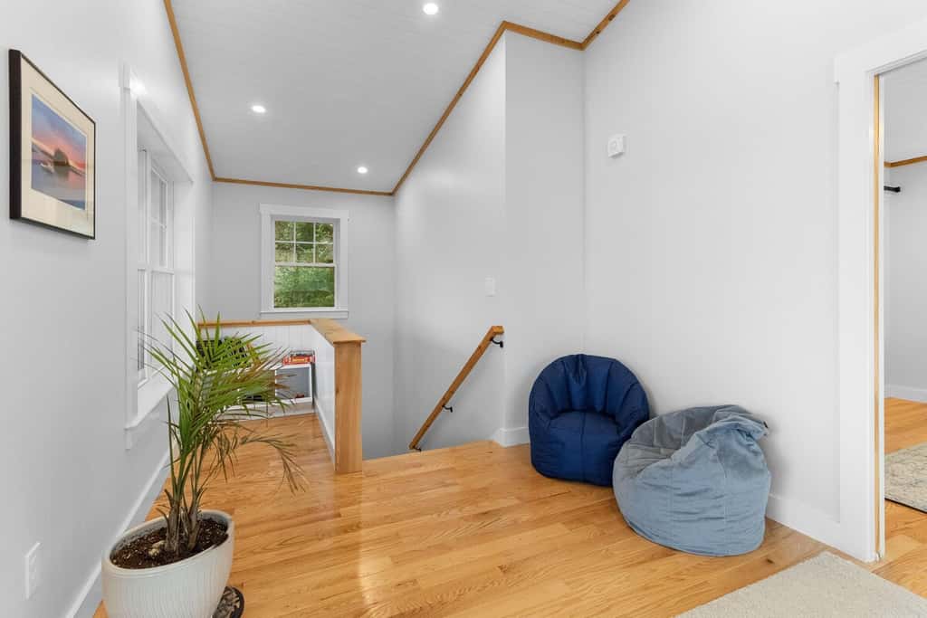 Captain's Quarters