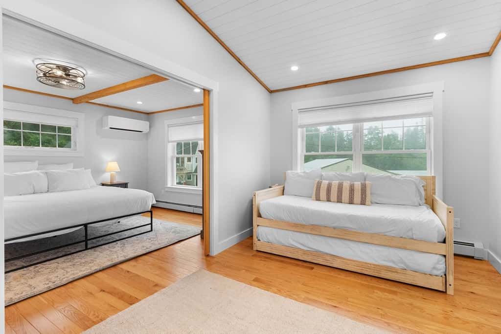 Captain's Quarters