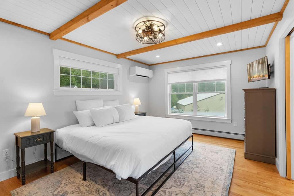Captain's Quarters