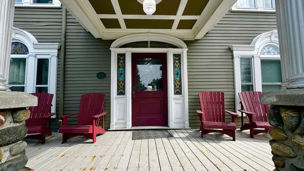Commanders Cabin, quaint apt steps to downtown