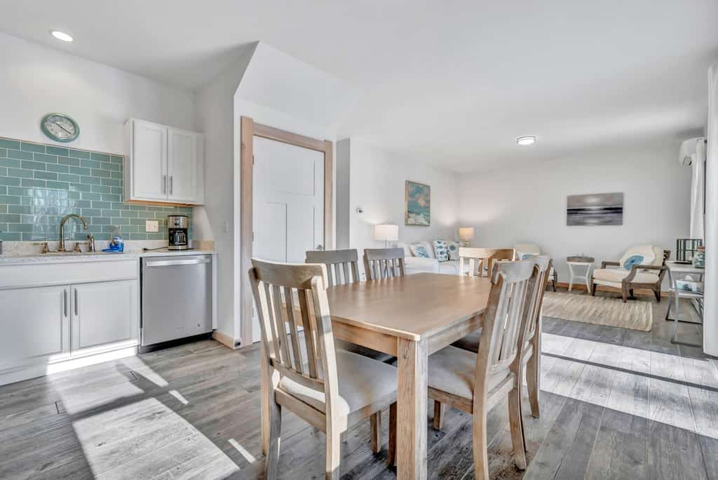 Ocean Breeze West Ocean-view 3BR retreat with deck, WiFi, AC, and beach access