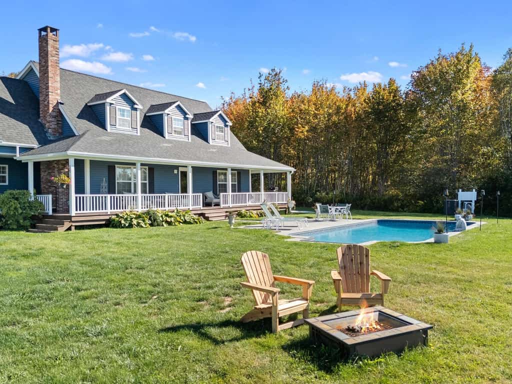Cove House with Private Pool, Ocean Views, Family