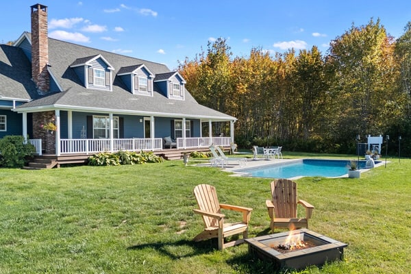 Cove House with Private Pool, Ocean Views, Family