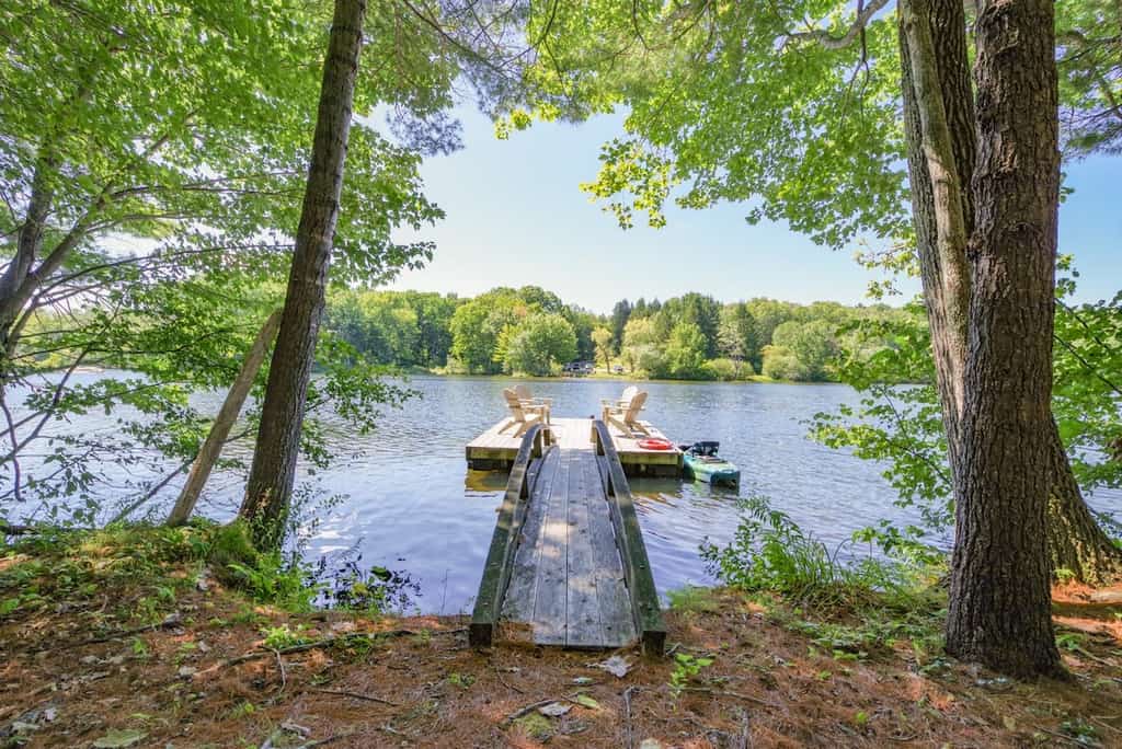Riverside on Hopkins, waterfront with dock, 4 Bed,
