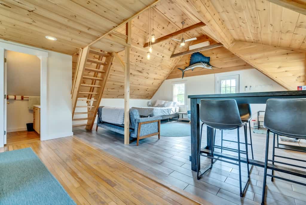 Seaside Farmhouse Loft – Cozy Midcoast Escape