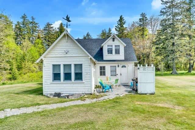 Bella's Cottage – Views & Charm