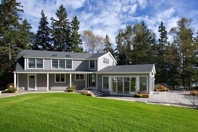Rockledge Estate: 5BR Private Oceanfront Retreat with Guest House & Firepit
