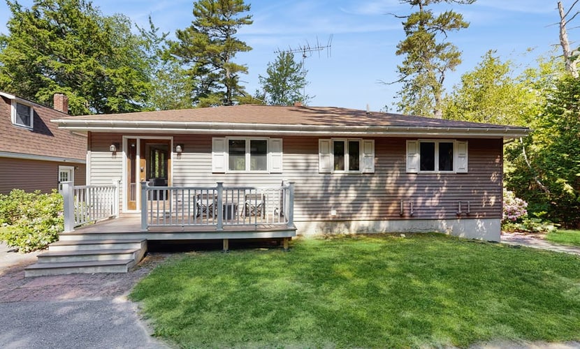 Secluded waterfront home with private dock, outdoor dining, firepit, WiFi & W/D