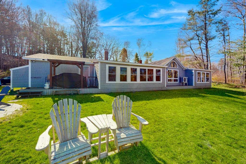Gorgeous Waterfront Home on Westport Island with 2 Sunrooms