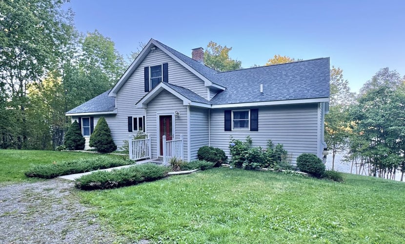 Riverfront home w/ deck, amazing views & firepit - near the best of Maine
