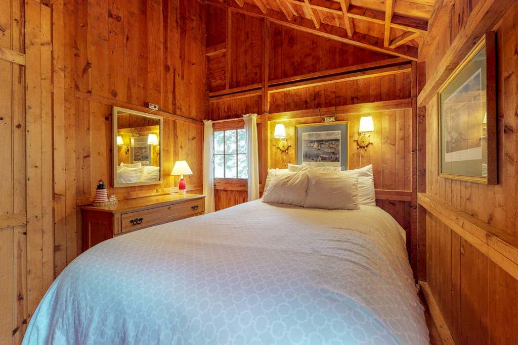 Sailor's Cabin