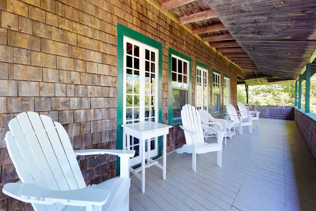 Historic Home with Large Deck, Free WiFi, Washer/Dryer - Near Beach and Downtown
