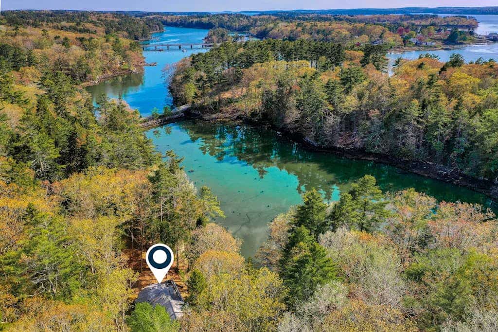 Geodesic Dome w/ Riverfront Deck, Lovely Views, & High-Speed WiFi - Dogs Welcome