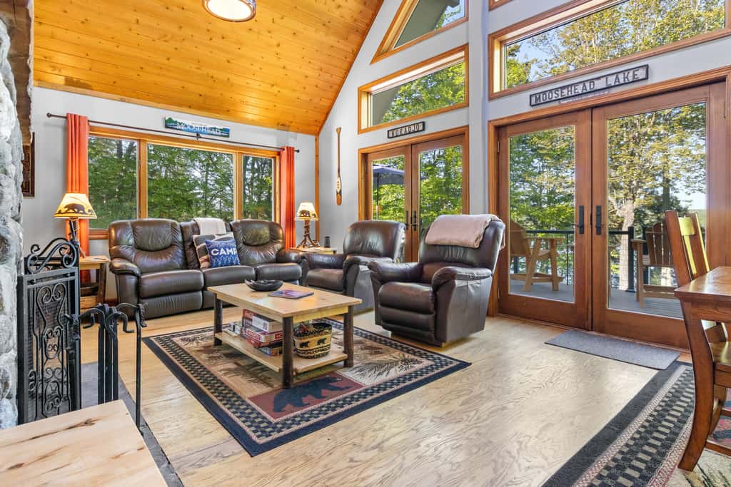 Lakeside Chalet