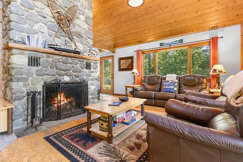 Lakeside Chalet